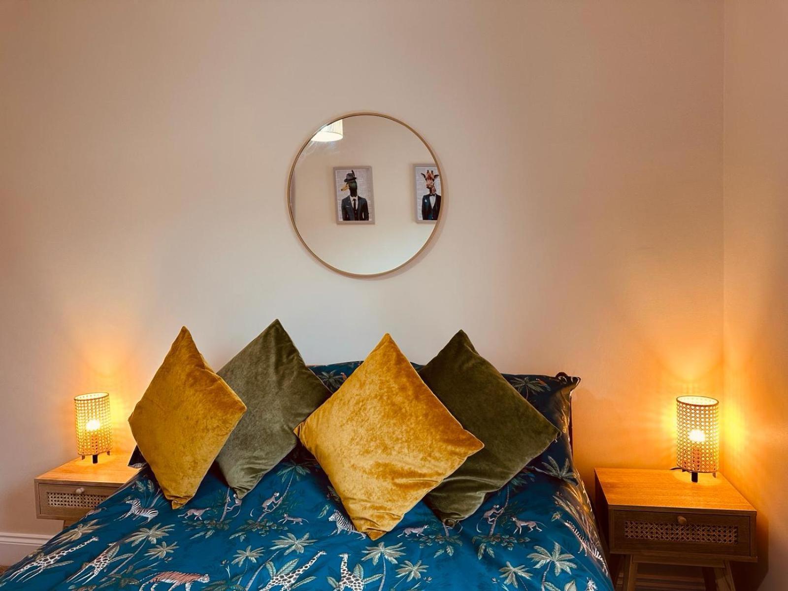 City Of Chester Award Winning Cottage -Pixie Terrace تشيستر المظهر الخارجي الصورة
